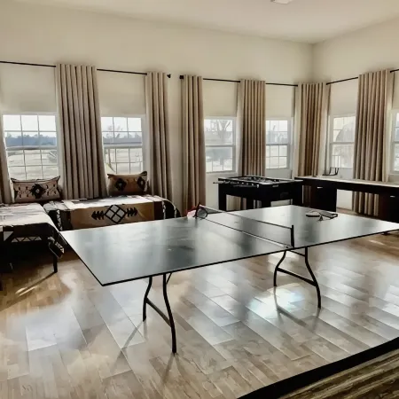 Experience Scottsbluff charm in our spacious 4-bedroom retreat