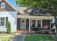 Cozy Southern Home that is close to amenities - 무료 와이파이