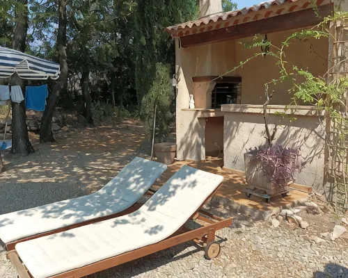 Charmante Villa Provençale de 3 Chambres à 450m du Centre de Flayosc Ξενοδοχεία στην πόλη Flayosc