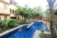 Large Penthouse Villa -  rare 3 bedroom with private decks, private dipping pool - مسبح خاص