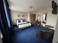 The Continental Hotel, Derby - Pysäköinti