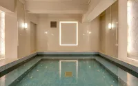 Pangeran Pekanbaru - Pools