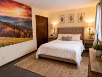 Charming Resort Home. Pet-Friendly! - Wi-Fi