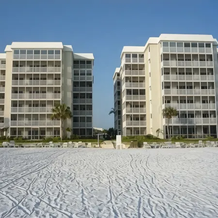 Crescent Arms Luxurious Beach Condo on Siesta Key 605 South with Gulf View