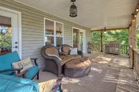 Lakefront Home in Gated Bear Paw with private Dock and Starlink Internet - Gym