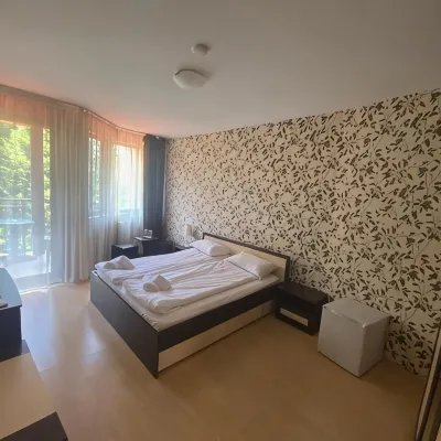 Hotel Iceberg Hotels near парк „Ботунец“