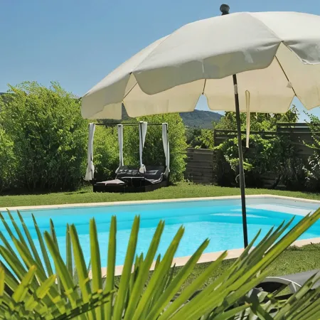 House with its own swimming pool between vaison and nyons .Aillan Hervé