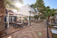 INNER Hostal Es Moli - Homestays
