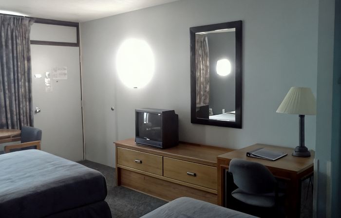 Quail's Nest Inn & Suites