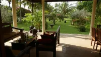 Rumah Kita Villa/Hotel