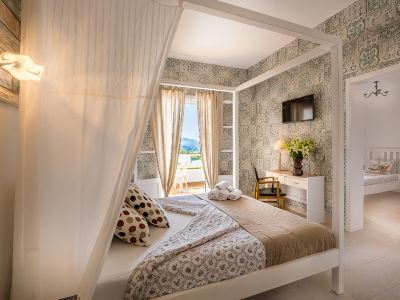 Bella Colina I Vintage Hotel 1953