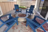 7 Bed Single Level Home+Detached Casita, Game Room, Fire-Pit, Free Parking/Wi-fi