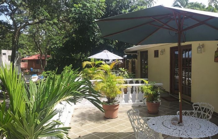 Hibiscus House Bed and Breakfast