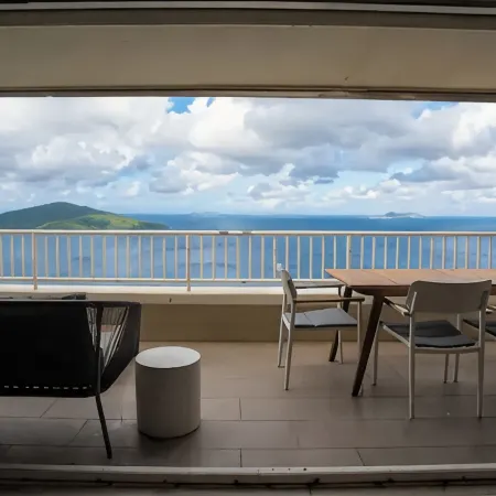 Island View Retreat - Stunning Ocean Views!
