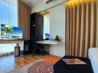 Palmy Exclusive Hotel ベラウのホテル