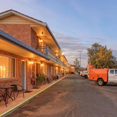 Blue Diamond Motor Inn