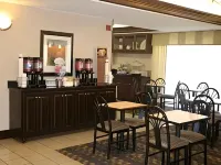 Hampton Inn & Suites Macon I-475 - breakfast