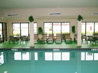 Hampton Inn Dry Ridge - Swimmingpools