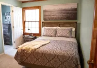 The Historic CHARTER HOUSE - Homestays
