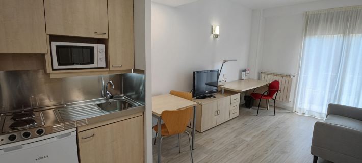 Residencia Universitaria Resa Giner de Los Ríos Hotels in Alcalá de Henares