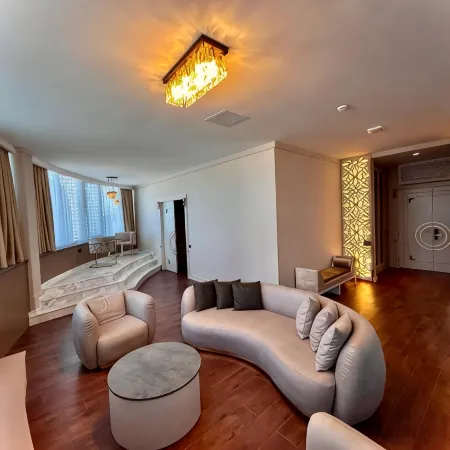 Sky Tower Hotel