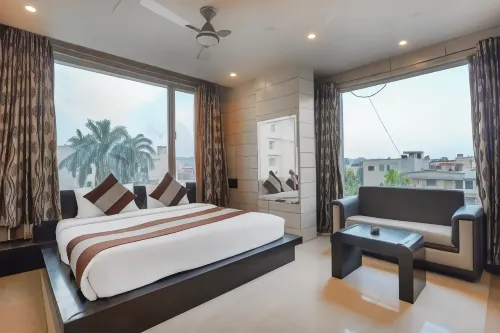 Hotel Grand Shiva - Airport Shuttle