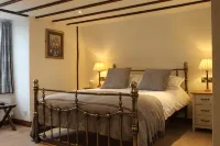 The Eagle House Hotel - Parkering