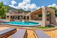 Meli Suites, Thassos - Pools