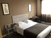 Adonis Lyon Est Hôtel Artys - parking