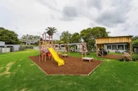 Georges Bay Apartments - Apartments