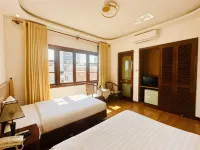 โรงแรม โคเซียนา ฮิว - สระว่ายน้ำบนดาดฟ้า