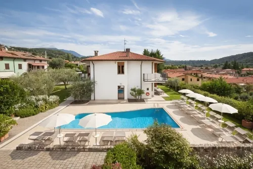 Ca' le Terrazze with Pool - Homestays