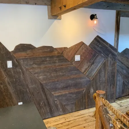 Most UNIQUE Luxury Prop in CB, Dogs ok, ski locker