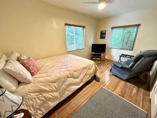 Cottage in Flagstaff's NoHo - บ้านพักหลังเล็ก