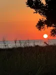 Modern Soundfront Studio, Pier access, Sunsets, Fishing, Watersports, Beach - 부티크