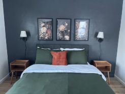 Stylish/Cozy Penn St. Midcentury Retreat - Wifi/AC, Central Location!