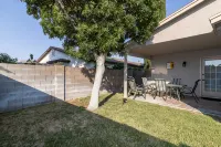 Territorial Oasis 3BR/2BA centrally located in Sierra Vista - 4-Star