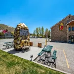 Super 8 by Wyndham Montpelier - 3-Star