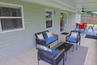 The Honu Hideaway - 3-Bedroom modern home, sleeps 8, in sunny South Daytona - Homestays