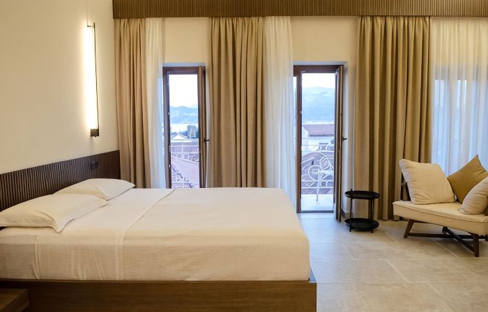 Leone Suites
