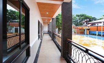 Avarin Resort
