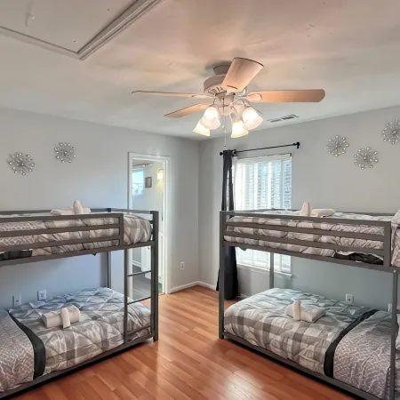Ocean View Beach House. Sleeps 8 Coastal Luxe. Seabreeze!