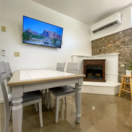 Historic Guesthouse in the Heart of Camp Verde
