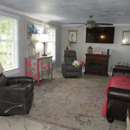 Beautiful vintage cottage remodeled in Old Ocean Springs