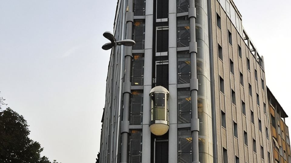 Sam Hotel