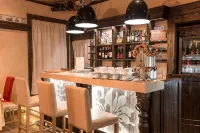 Russkoe Podvore Hotel - バー