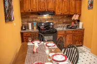 Beautiful 2 Bedroom Apt near PHL Airport/95 - 2-Star