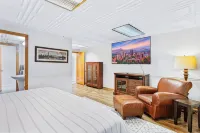 Group Estate with Pool & Hot Tub - Balkon