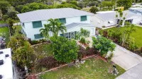 Skyline Breeze - Minutes from downtown Jensen Beach