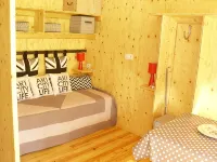 Cabin fully equipped, comfortable, quiet, in the Bay of Mont Saint-Michel Hotels in Avranches